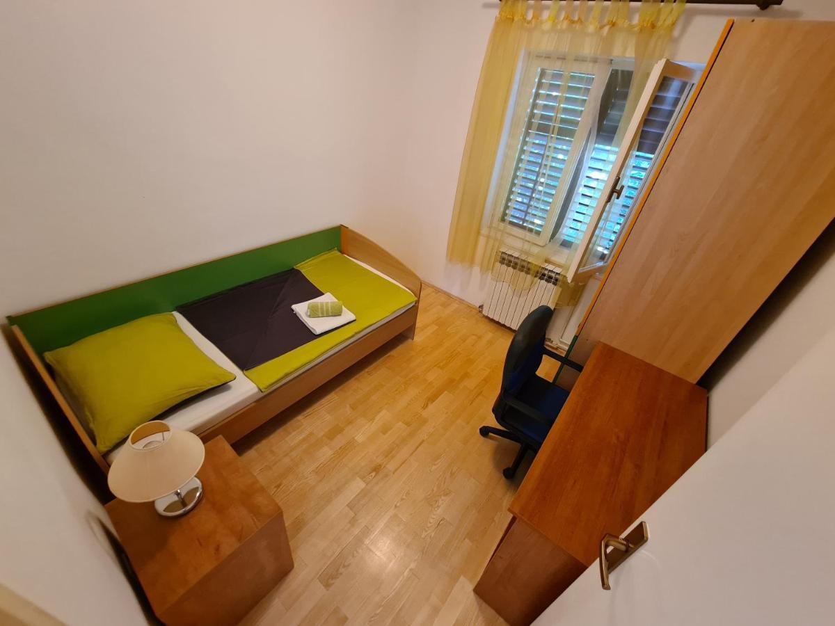 Apartments Ivana Zara Esterno foto